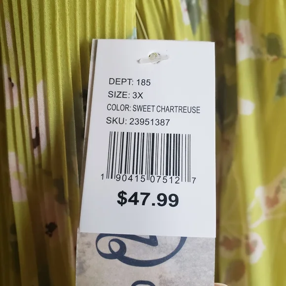 Como Vintage Chartreuse Green Floral Print Pleated Bubble Sleeve Tunic Size 3X - Picture 9 of 10